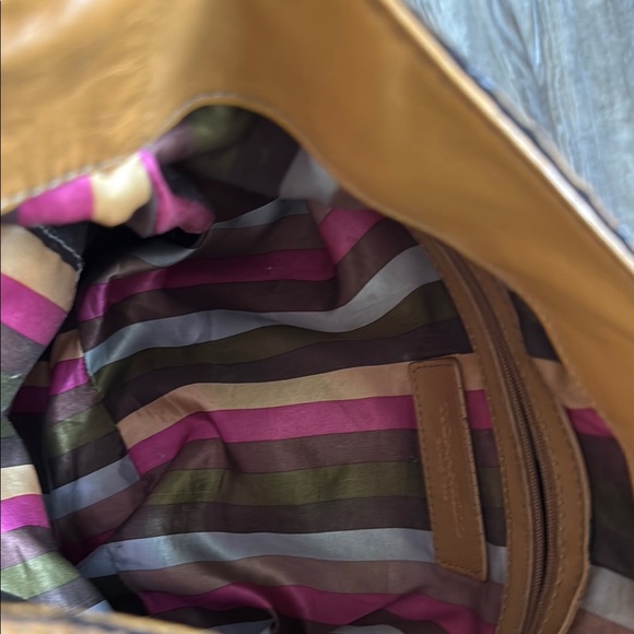 Tignanello Tan Leather Women's Bag - Picture 5 of 11